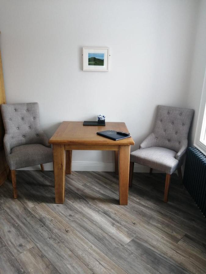 Biddy Ban'S Hotel Carnmalin Kültér fotó
